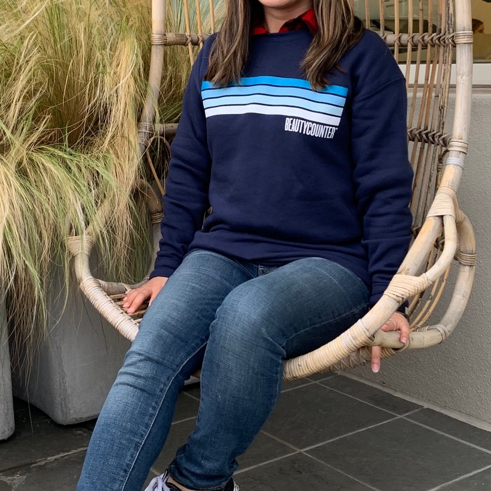 Beautycounter sweatshirt - Navy Blue. Size XS